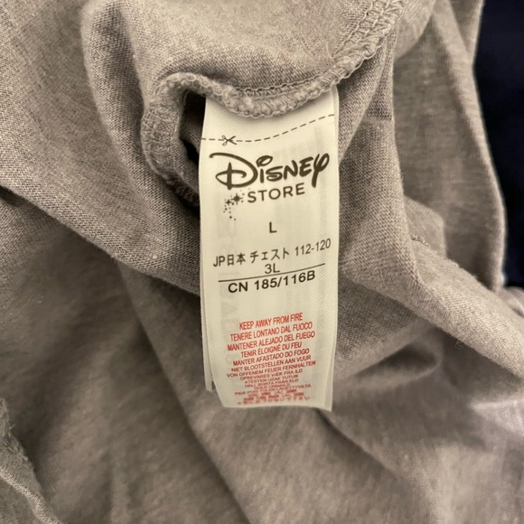 Mickey Mouse #28 Long sleeve gray/blue T-shirt, Disney Store ~ LARGE pre-owned. - Picture 5 of 10
